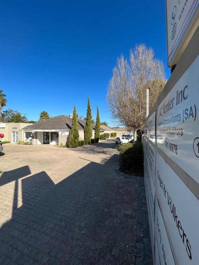 Somerset West Garden Apartments 1 Exteriör bild