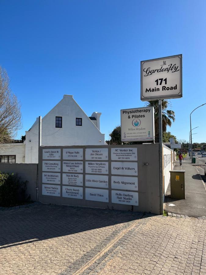 Somerset West Garden Apartments 1 Exteriör bild